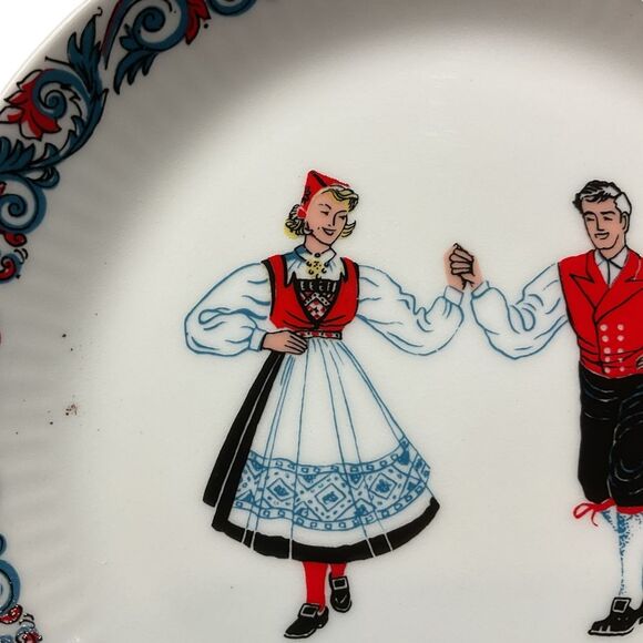 Vintage Figgjo Norway Folk Dancing Decorative Plate Scandinavian Traditional - Picture 2 of 5